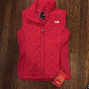 NWT hot pink North Face vest